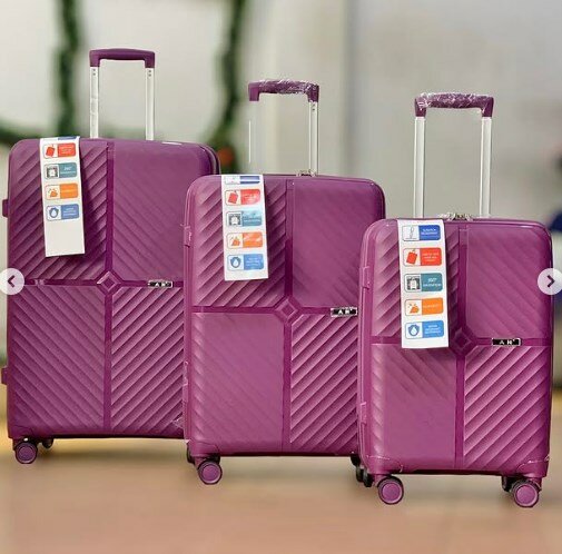 Set of 3 suitcases, purple