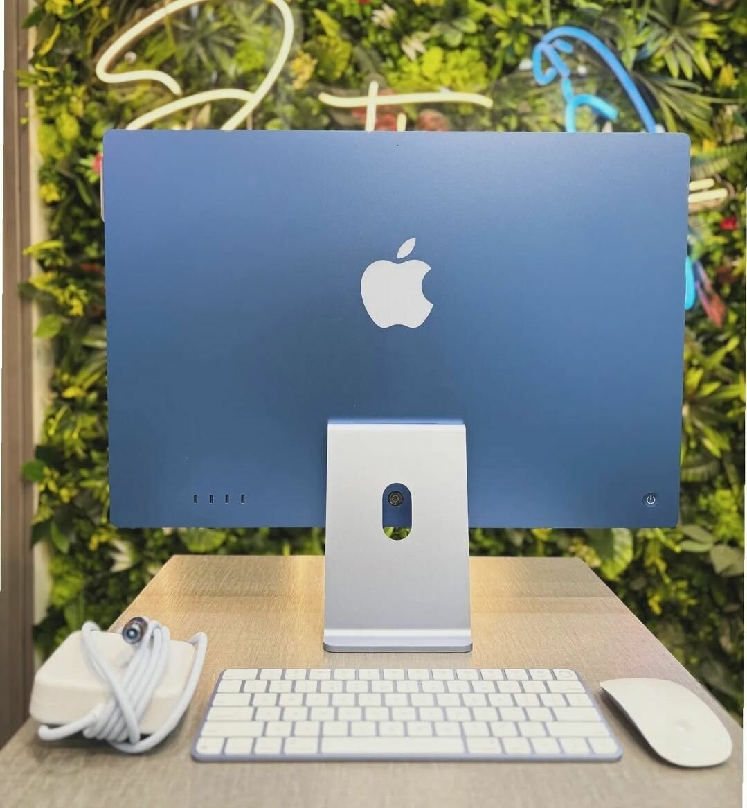 iMac 24-inch Bleu Puissant