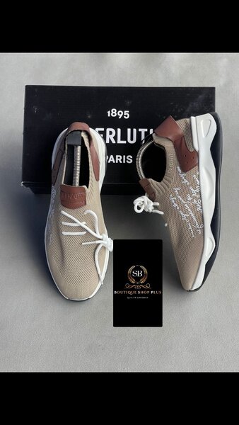 BERLUTI original dans carton semelle 100% en gomme
