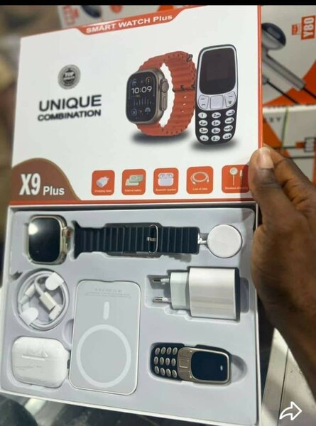 Ensemble X9: Téléphone et Montre Intelligente