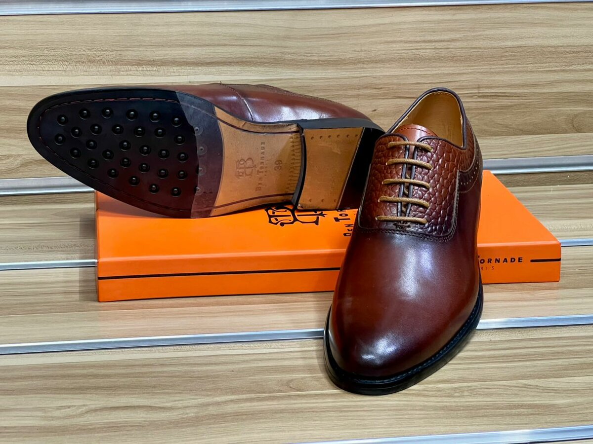 Chaussures habillées en cuir homme