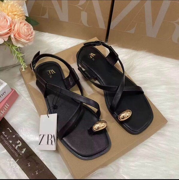 Sandales élégantes Zara