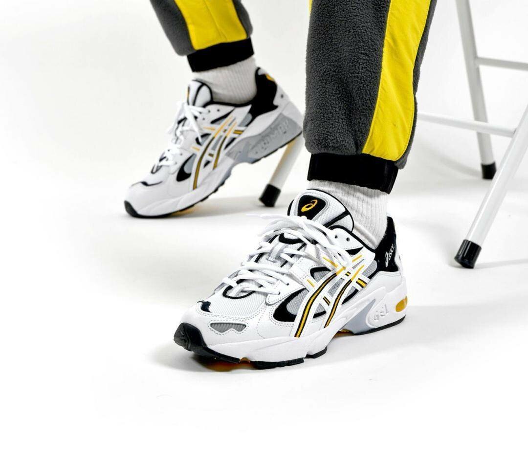 Baskets de course ASICS