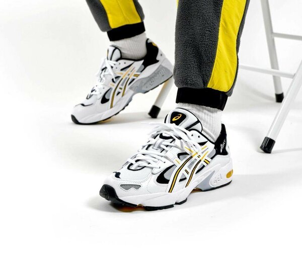 Baskets de course ASICS