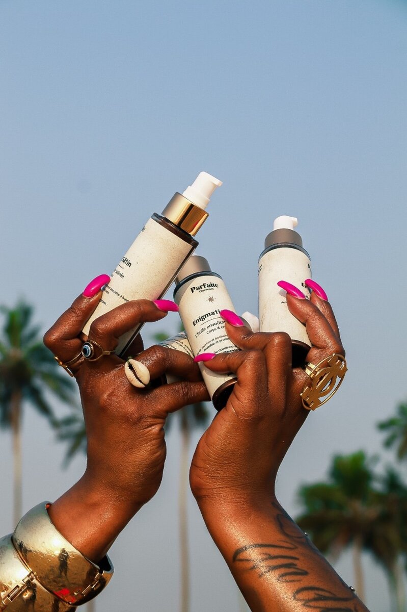 Huile satinée . Enigmatic Satin