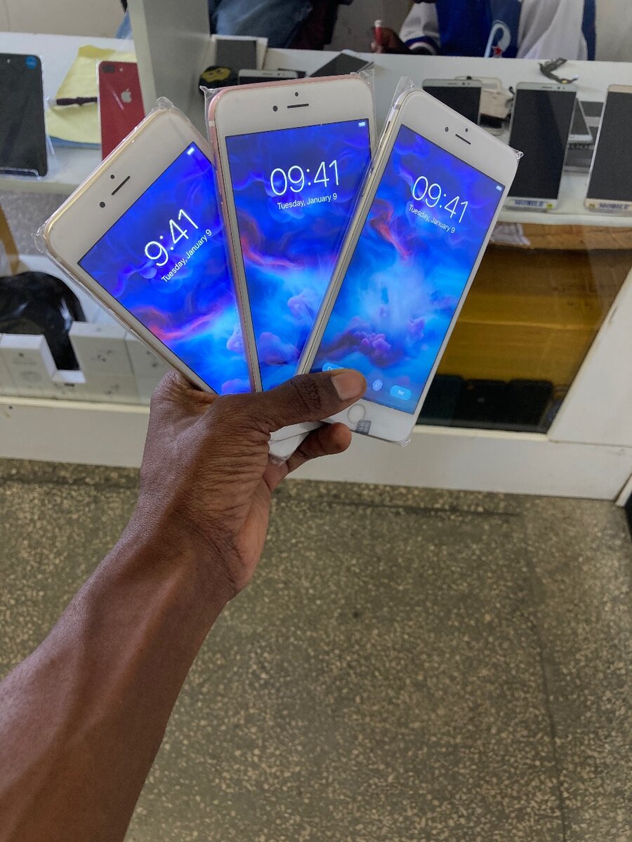 Preowned iPhone 6s Plus