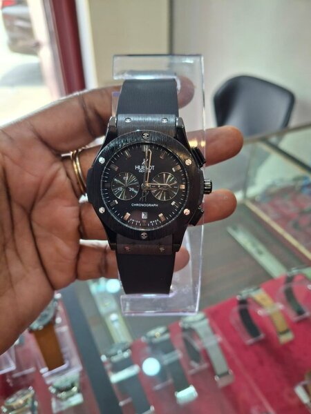 Montre Chronographe Homme Élégante