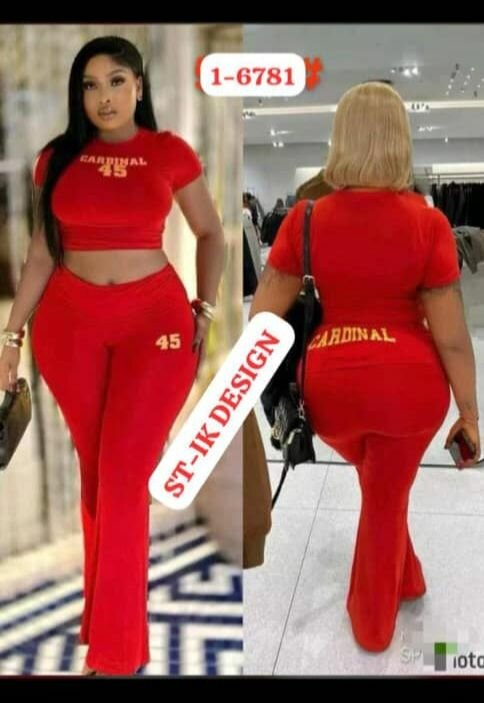 Tenue rouge élégante pour femmes