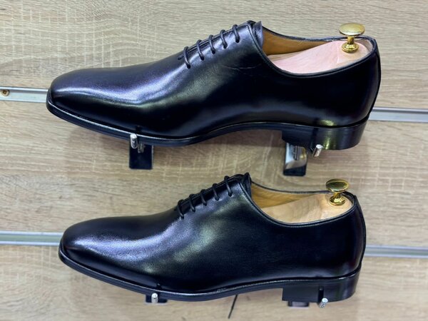 Chaussures habillées en cuir élégantes