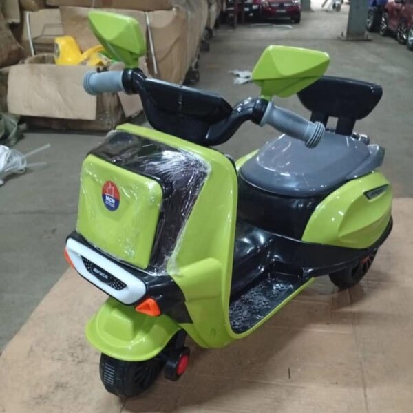 Motos électriques enfants colorées