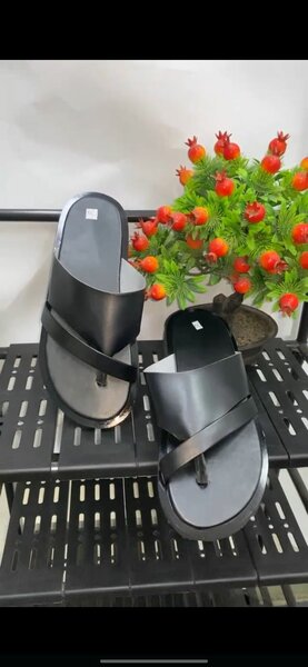 Claquettes élégantes pour hommes