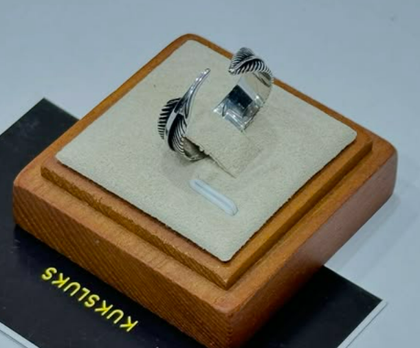 FLAWLESS STAINLESS RING