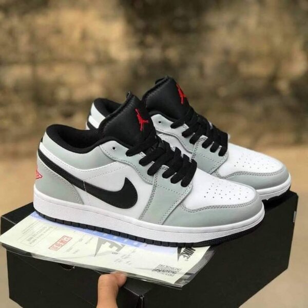 Nike Air Jordan 1 Low