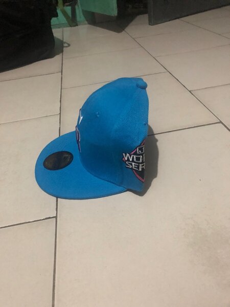 Casquette bleue style Snapback