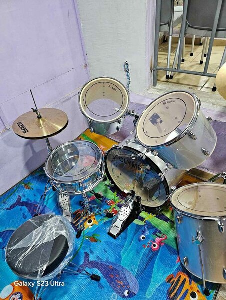 Batterie acoustique professionnelle