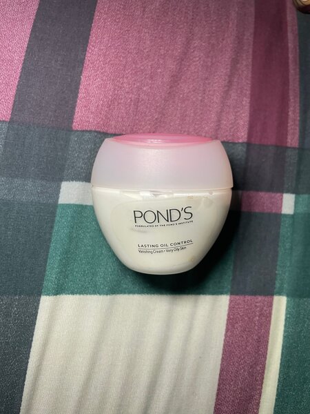 Crème Contrôle Sébum Pond's