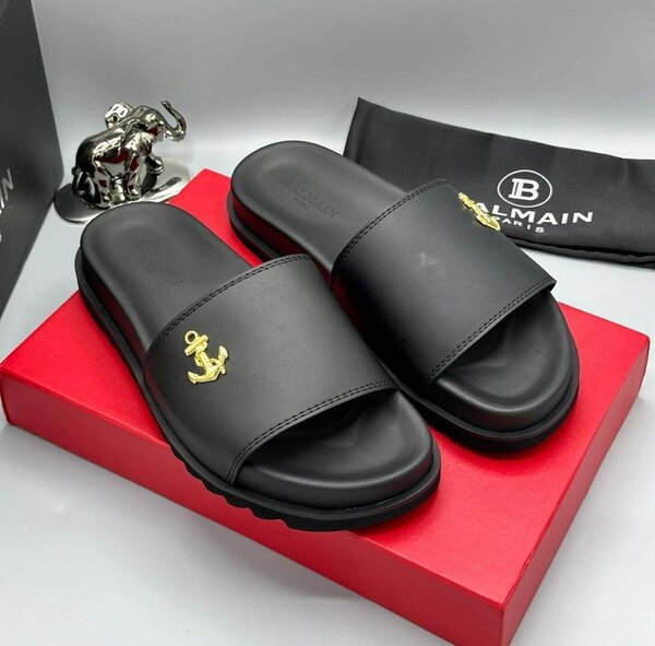 Men slippers