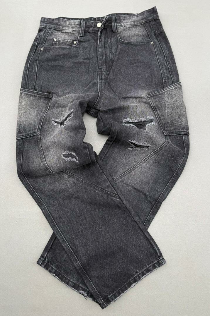 Jeans déchirés tendance