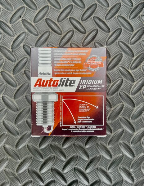 Autolite ( IRIDIUM  XP5682 ) (CANADA)