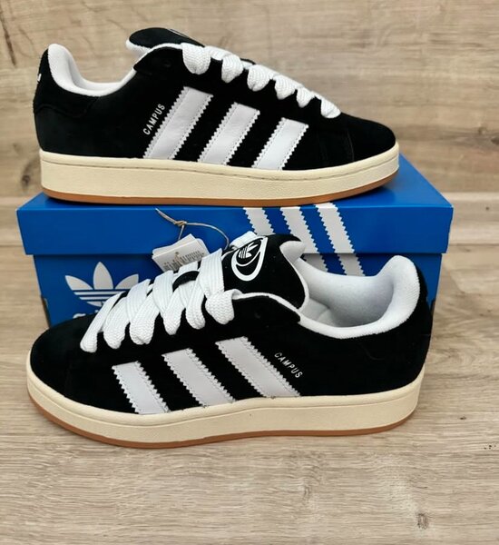 Adidas campus