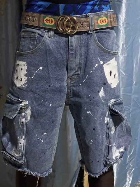 Shorts en jean déchirés tendance