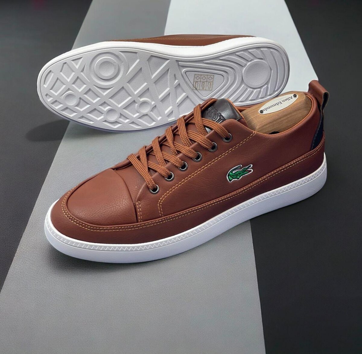 LACOSTE CLASSIC WEAR