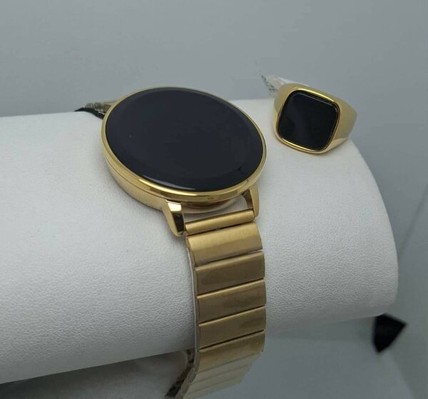 Montre et Bague en Or Élégantes