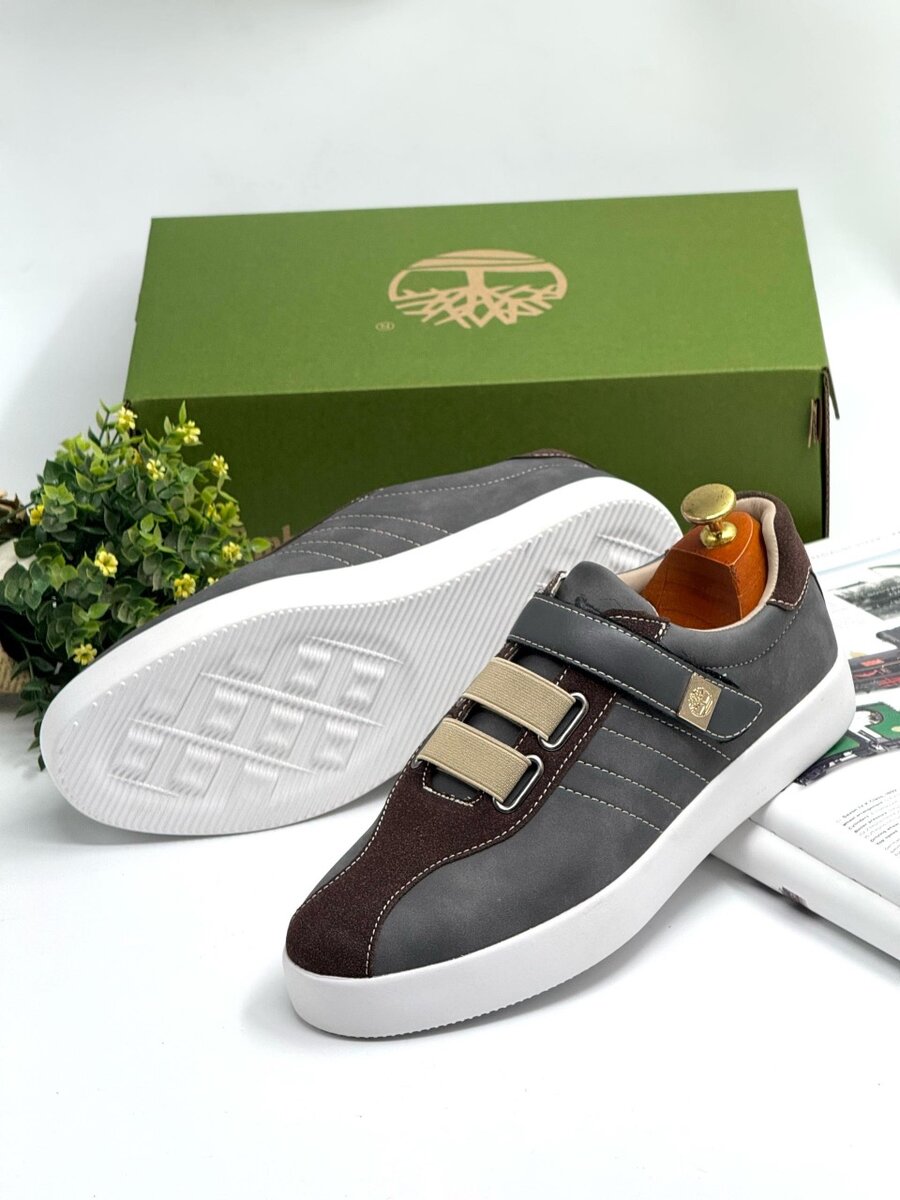 TIMBERLAND GREY AND COFFEE