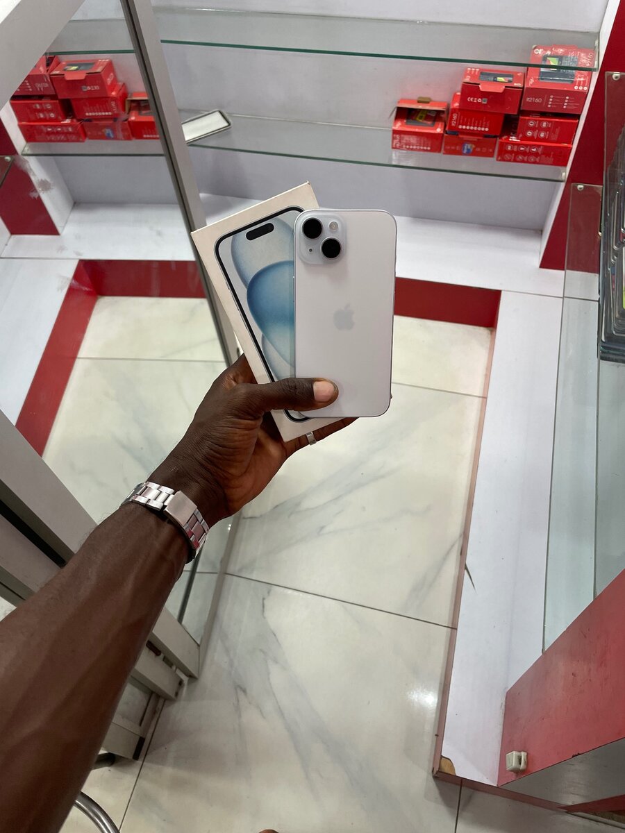 iPhone 13 simple et 15 simple