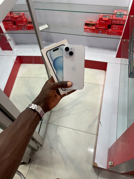 iPhone 13 simple et 15 simple