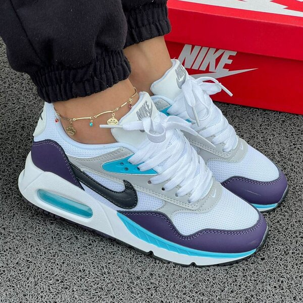 Nike Air Max ivo