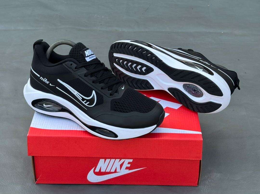 Nike sneakers pour running