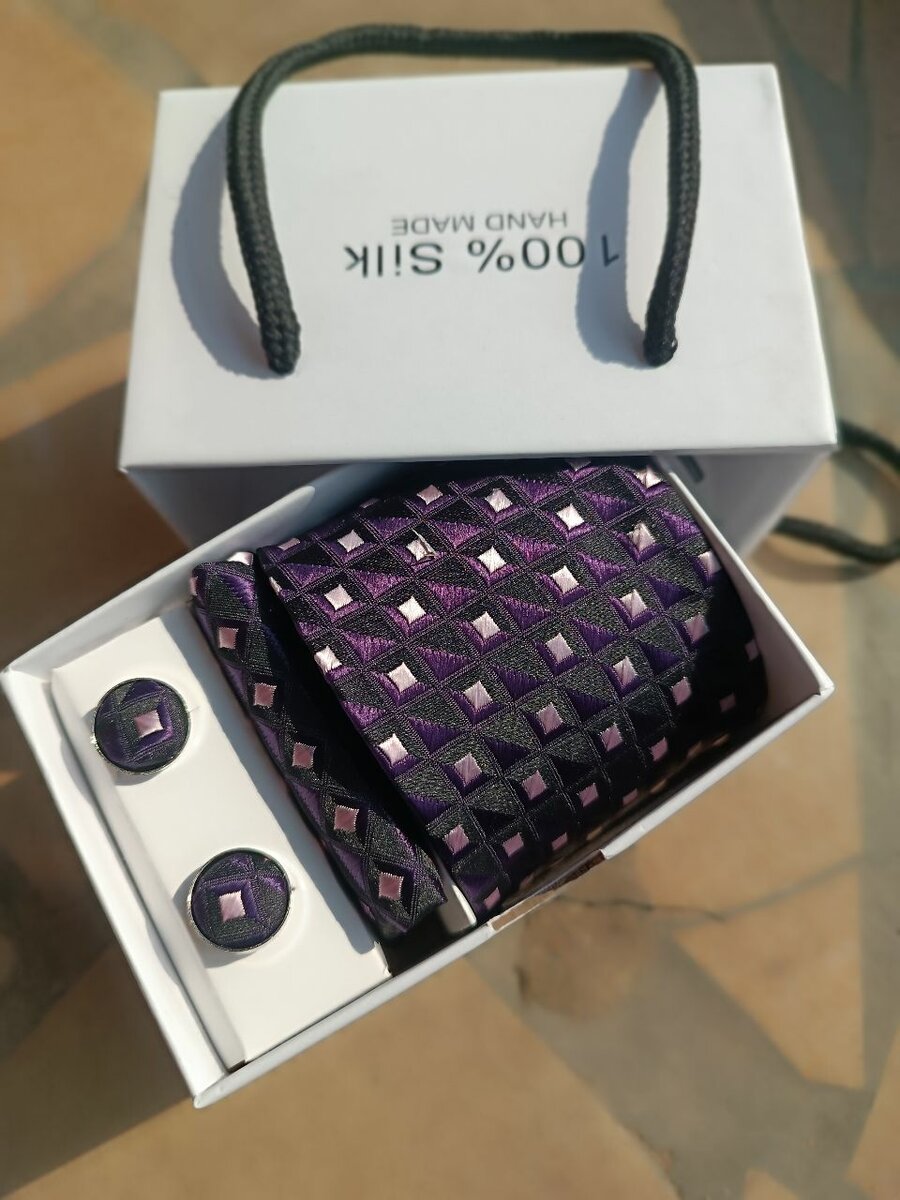 Silk Tie and Cufflink Set