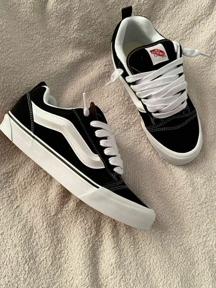 VANS KNU SKOOL