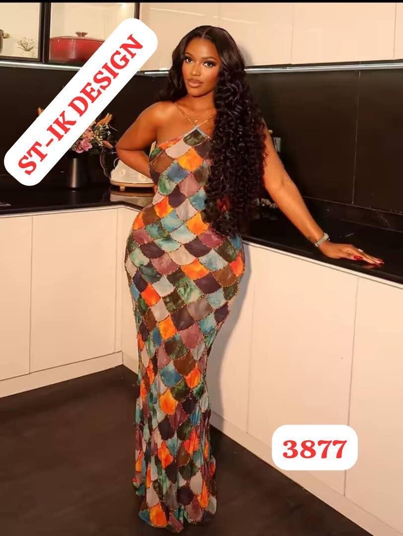 Robe longue multicolore élégante