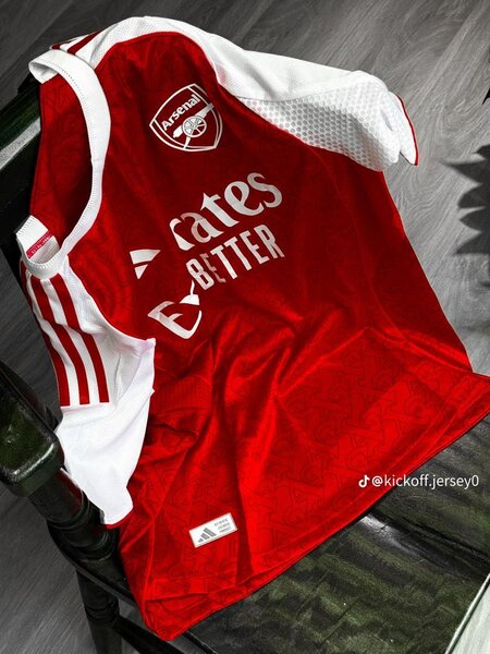 Maillots de football authentiques