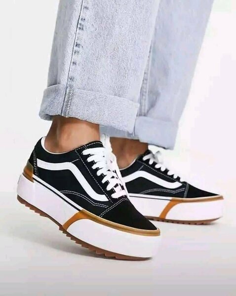 Baskets plateforme noires tendance