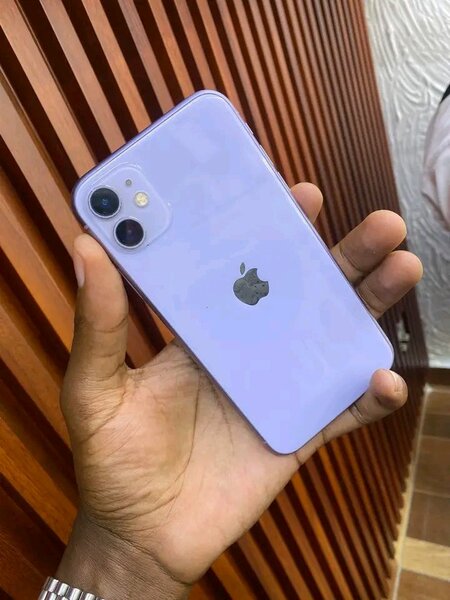 iPhone 11 Violet