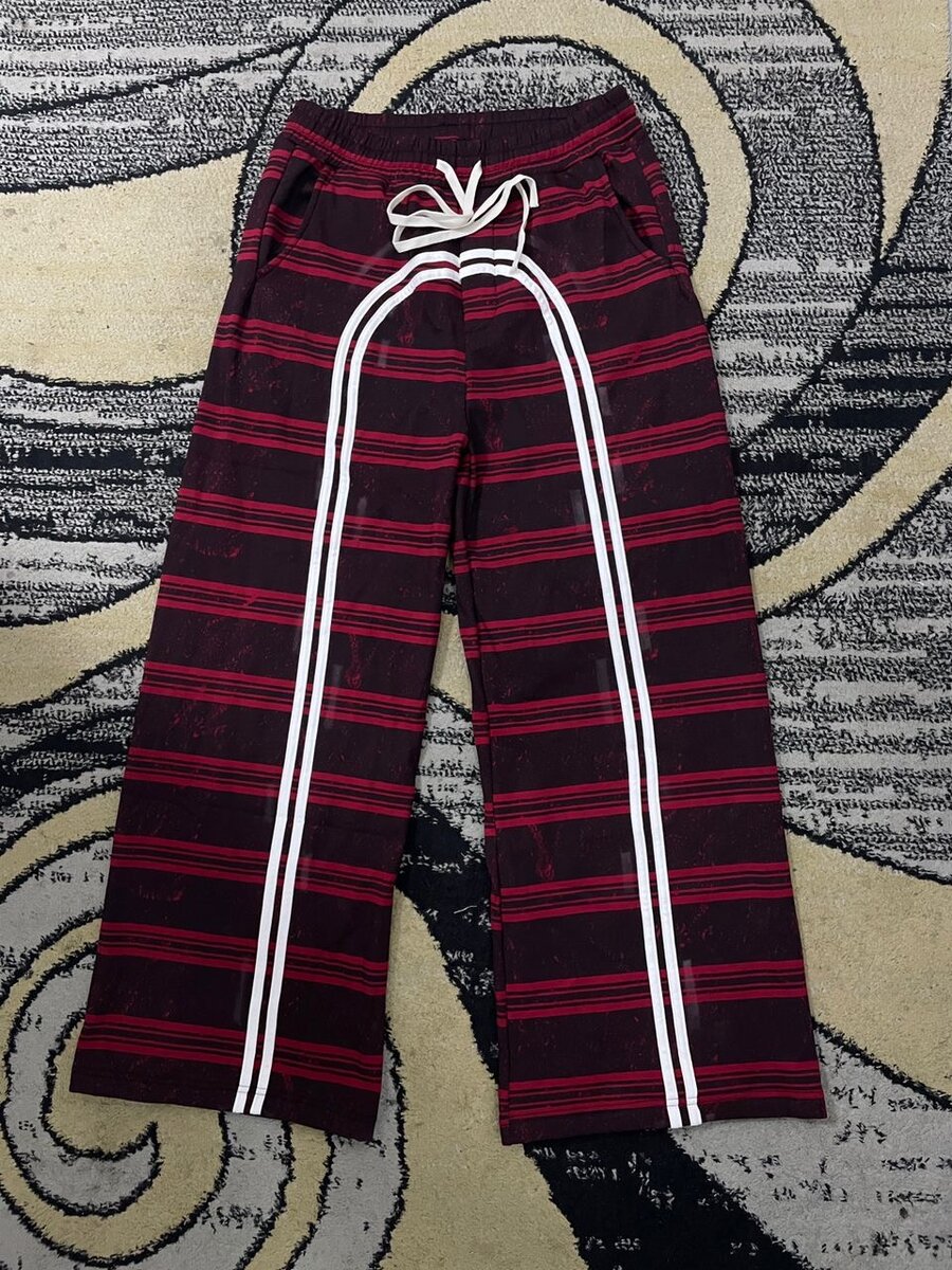 Pantalons amples à rayures