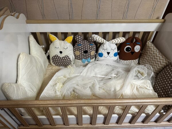 Кровать трансформер , в комплекте есть всё, в отличном сост