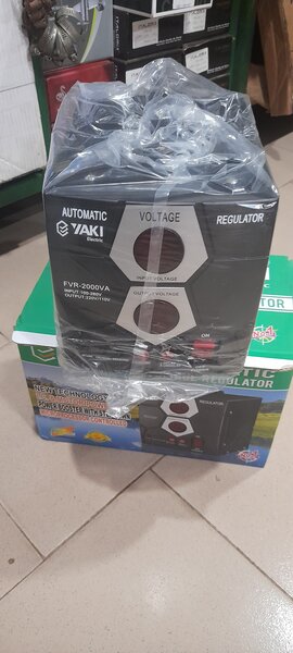 Régulateur de Tension Automatique Yaki