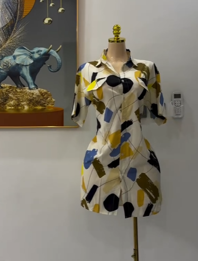 Short dress with print