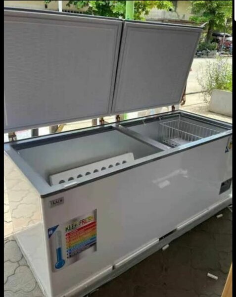 Congélateur commercial double