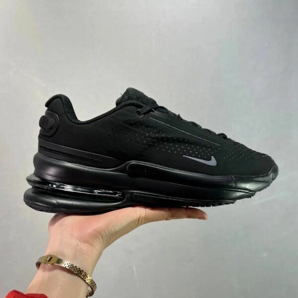 Baskets noires légère Nike