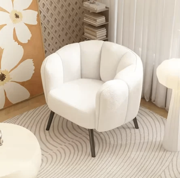Chaise d'appoint en fausse fourrure
