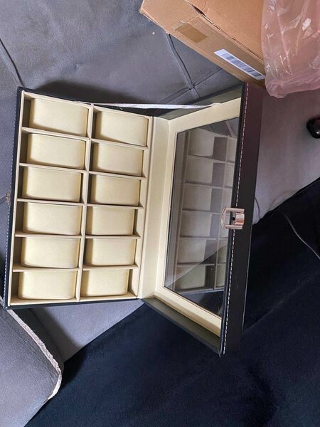 Boîte à montres en cuir