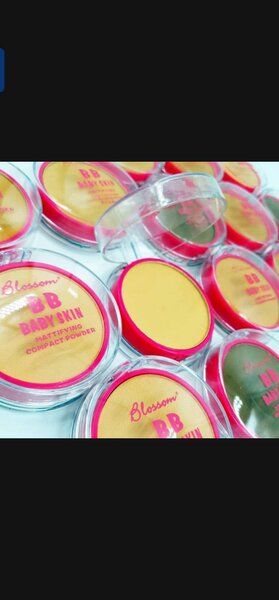 BB Skin Compact Powder