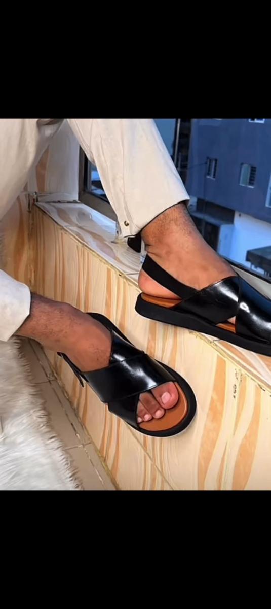 Sandales en cuir homme élégantes