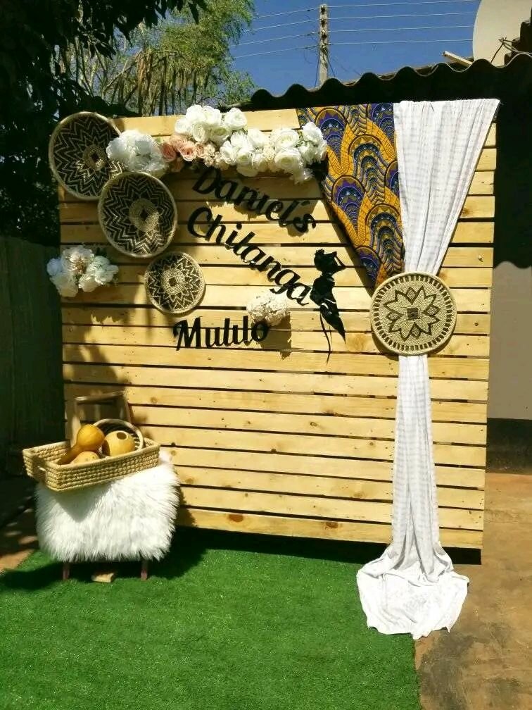 Chilanga mulilophotobooth and utensils