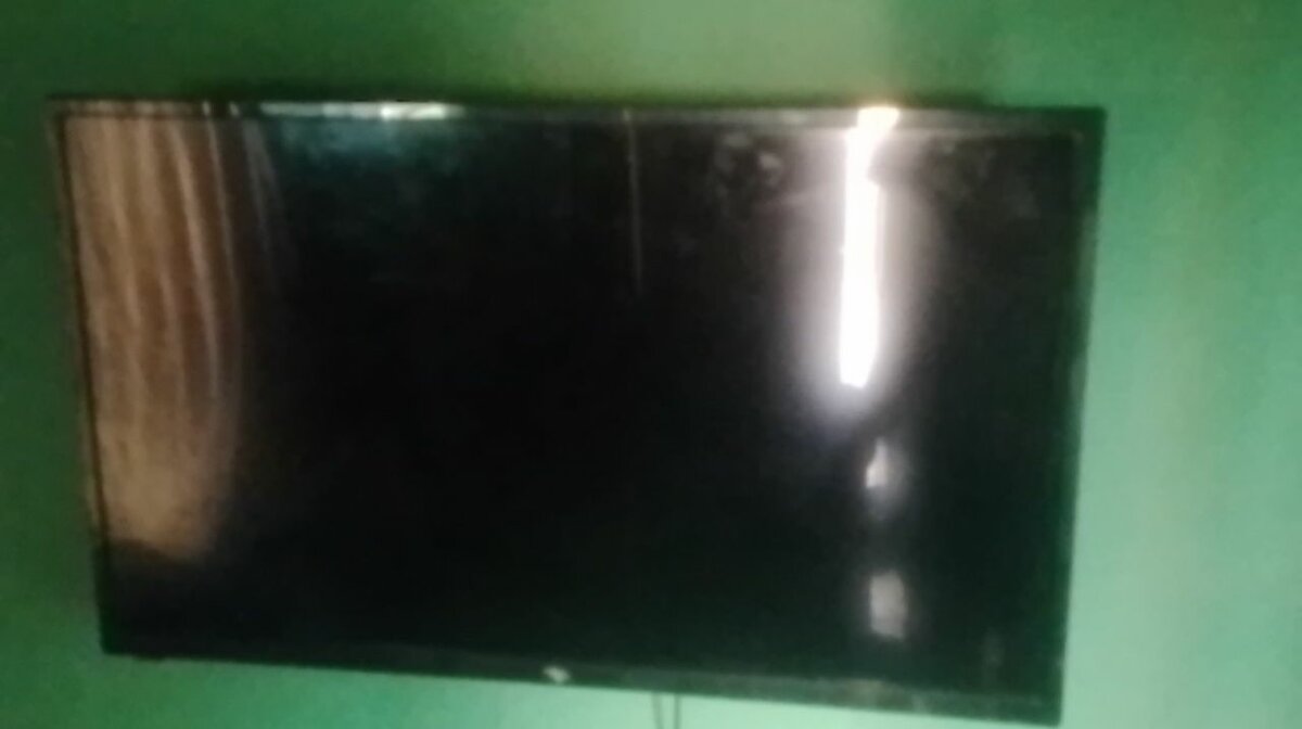 Itel television 42 inches